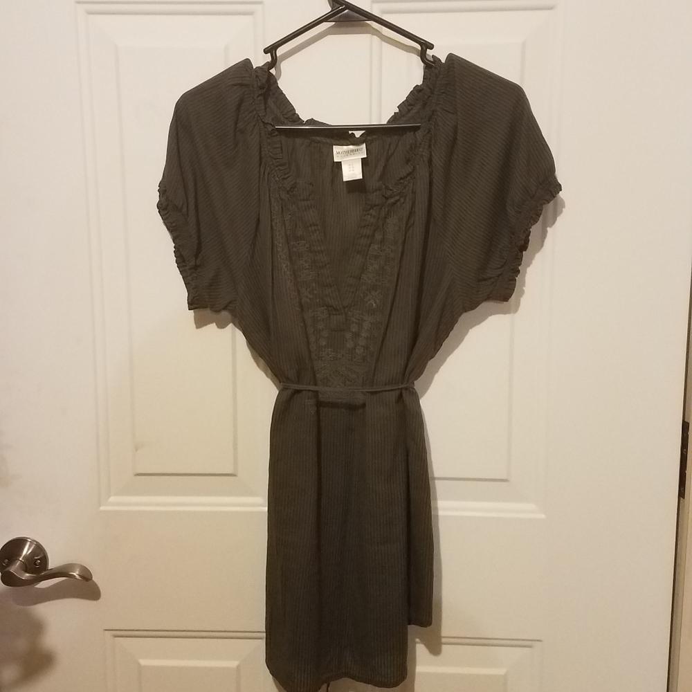 Motherhood Maternity large green blouse